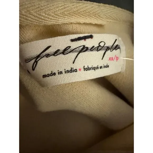 Free People cabin Cardi - Picture 9 of 9